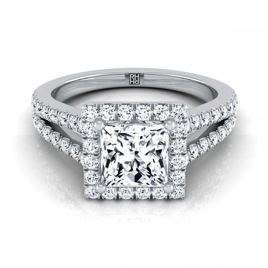 Factors to Consider While Choosing Diamond Cut in an Engagement Ring