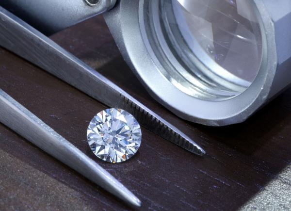 A Beginner's Guide to AGS Diamond Ring Certification