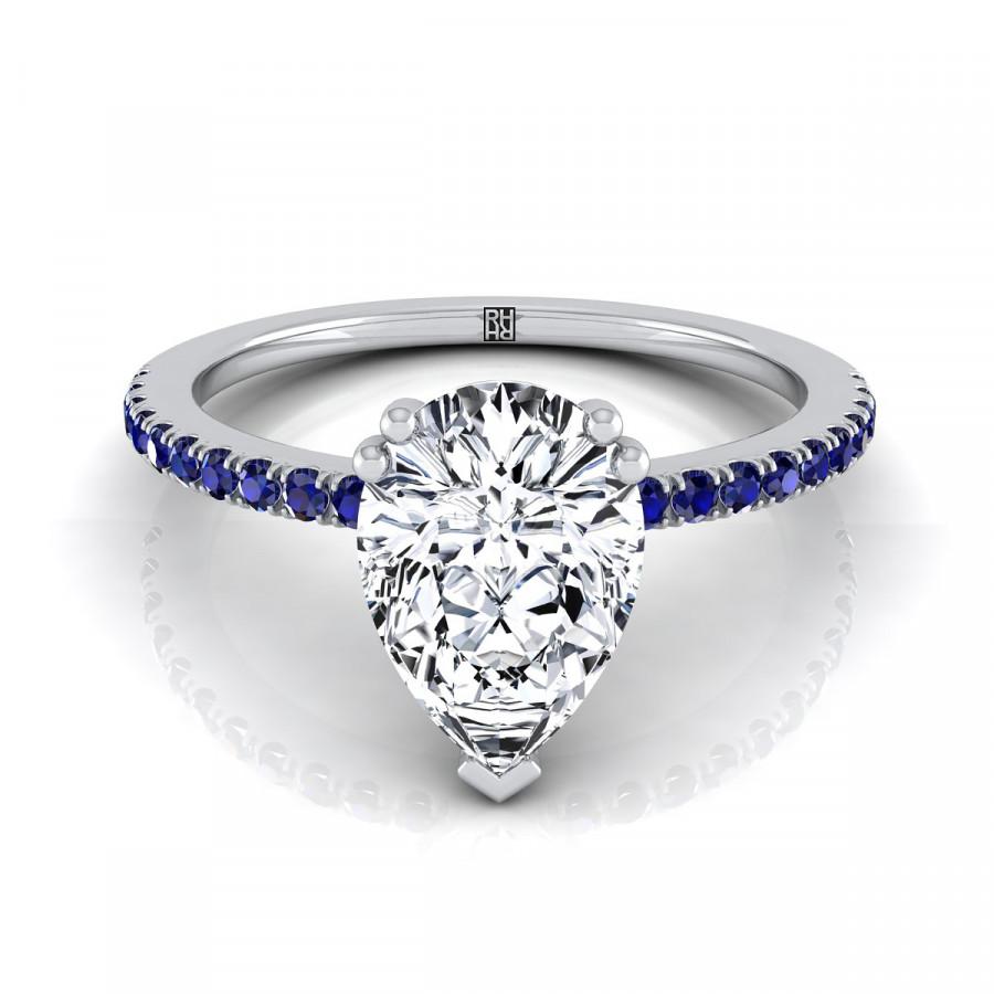 What Makes Pear Shaped Diamond Rings a Showstopper?