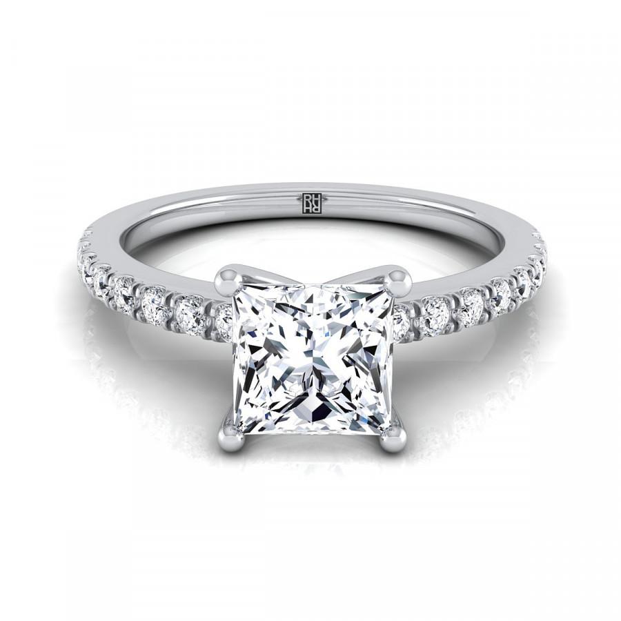 The Issues of Choosing Engagement Ring with Diamonds All the Way around