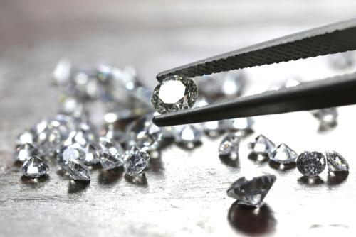 Tips to Trim Down the Price of Diamond Engagement Rings