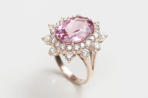 Trends for Pink Diamond Wedding Rings