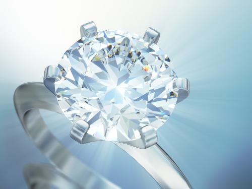 Unknown Facts about the V-Prong Diamond Setting