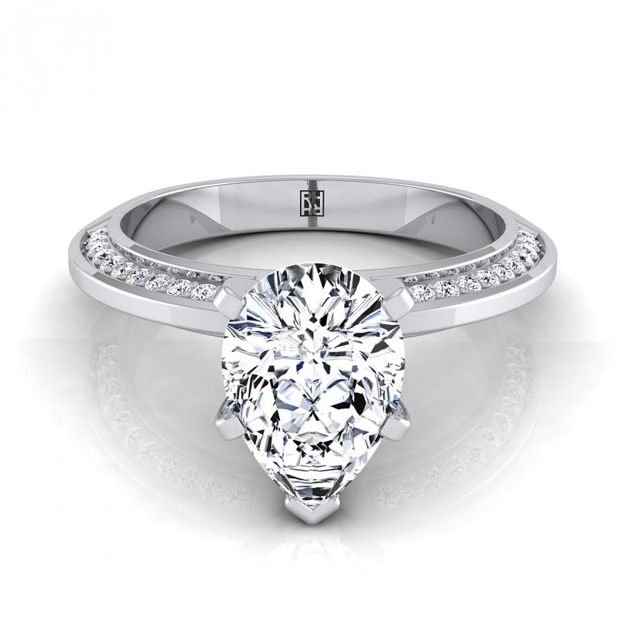 Choosing a Setting for Large Pear Shaped Diamond Rings