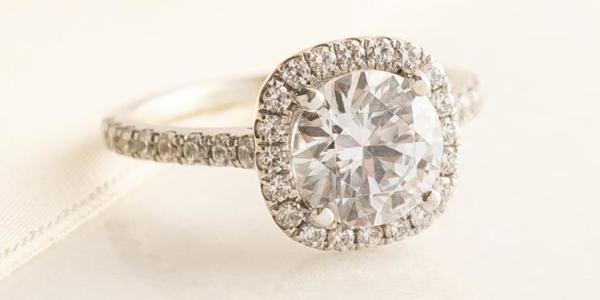 Six Ways to Make Your Diamond Look Bigger